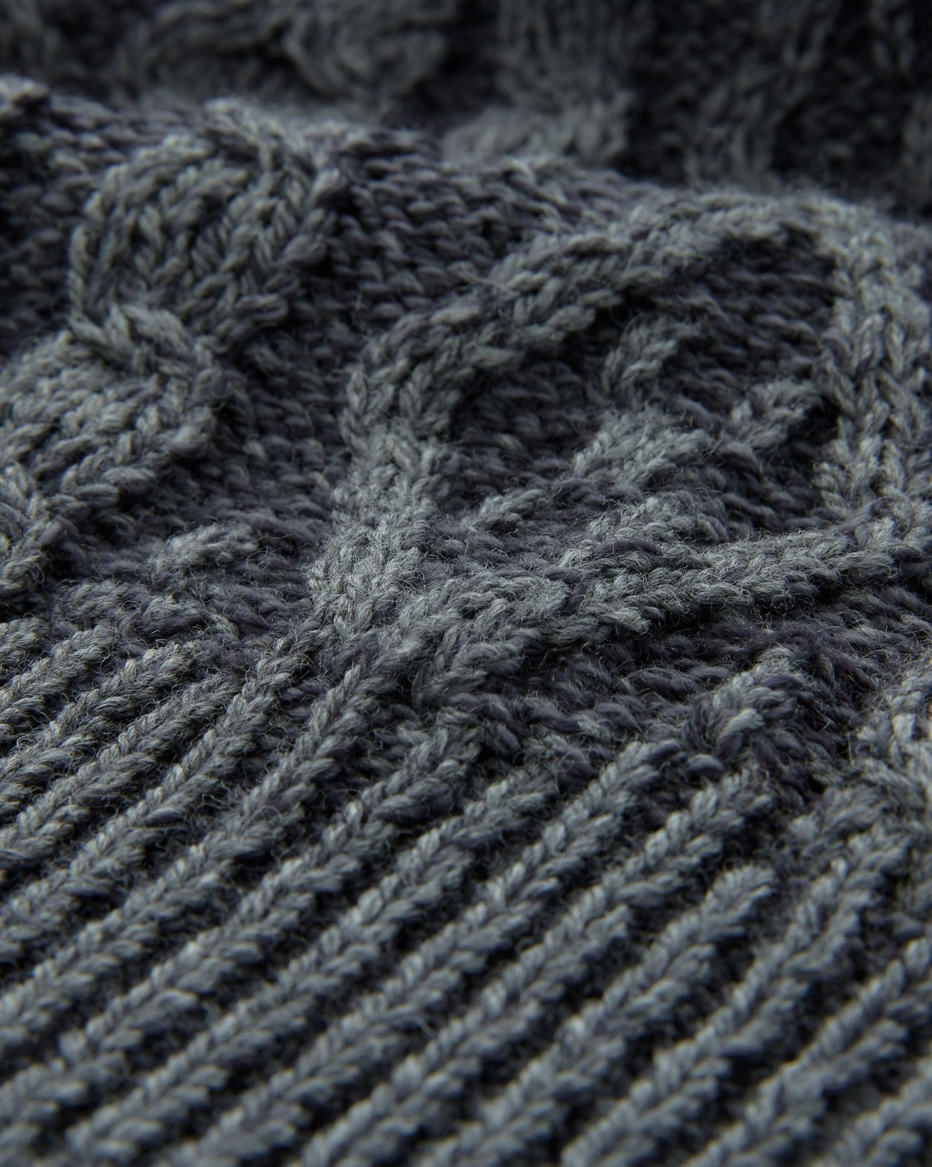 Men's Plated Cable Crew Neck Sweater 7 Men's Plated Cable Crew Neck Sweater - Image 7