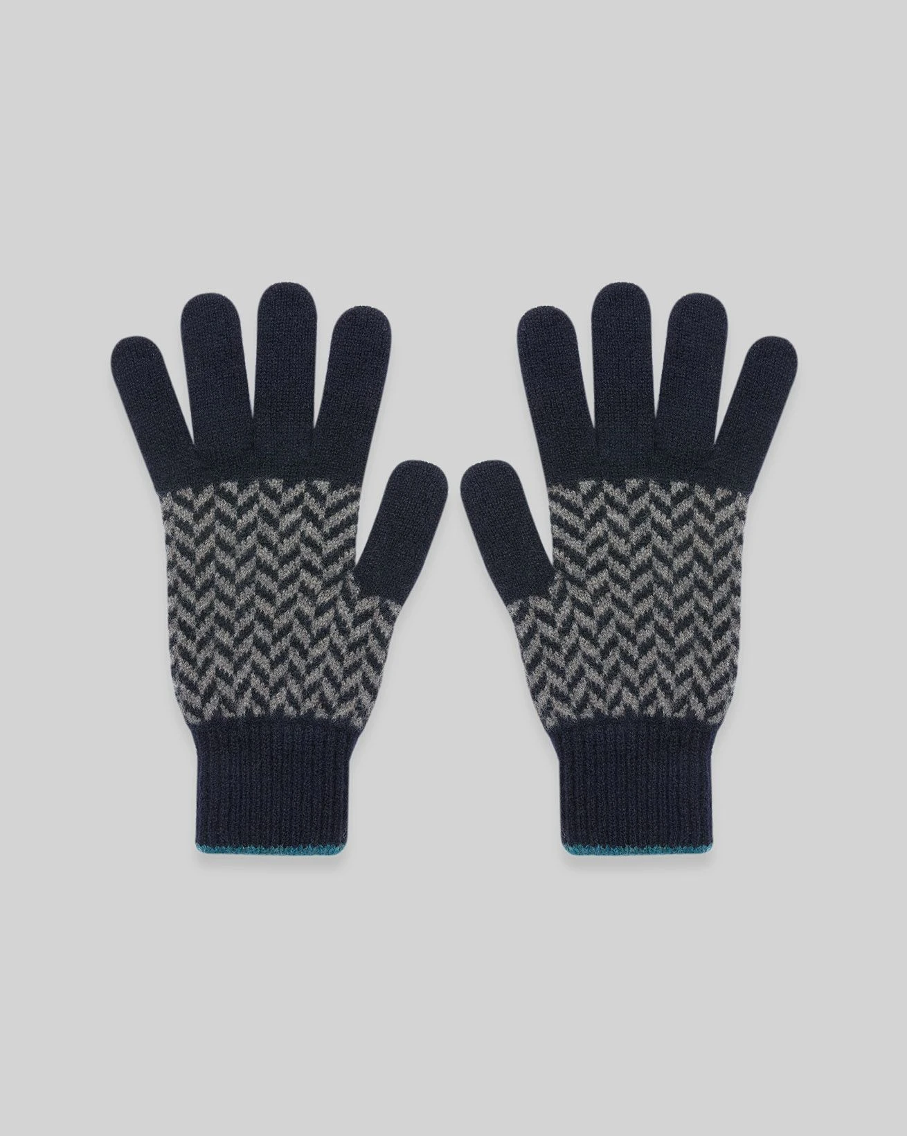 Men's Lambswool Chevron Gloves 5 Men's Lambswool Chevron Gloves - Image 5