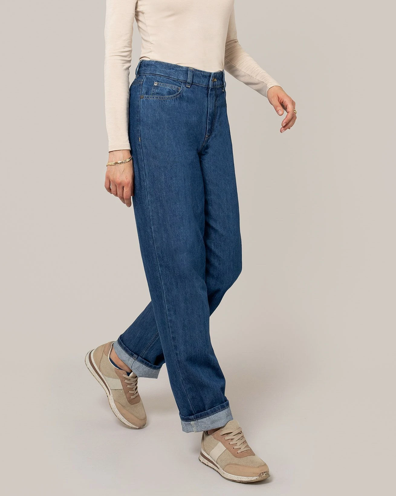 Straight Leg Jeans 1 Straight Leg Jeans