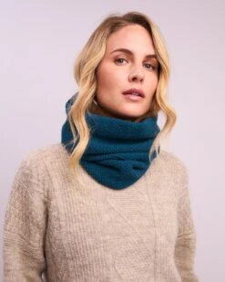 Moss Stitch Snood -Celtic And Cos 182139