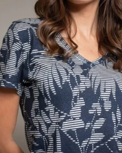 Linen Blend V Neck T Shirt 10 Linen Blend V Neck T Shirt -Celtic And Cos 190751