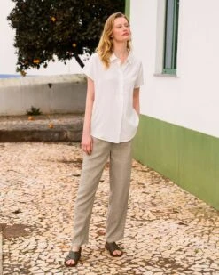Linen Blend Grown On Short Sleeve Relaxed Blouse 8 Linen Blend Grown On Short Sleeve Relaxed Blouse -Celtic And Cos 193723