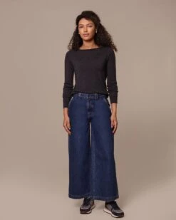 Wide Leg Cropped Jeans