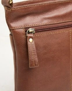 Twist Lock Cross Body Bag -Celtic And Cos 200370