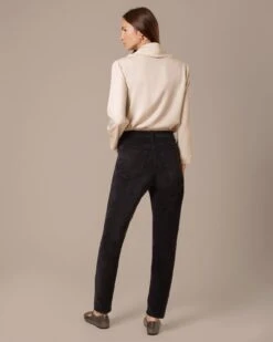 Slim Straight Leg Trousers 10 Slim Straight Leg Trousers -Celtic And Cos 204825